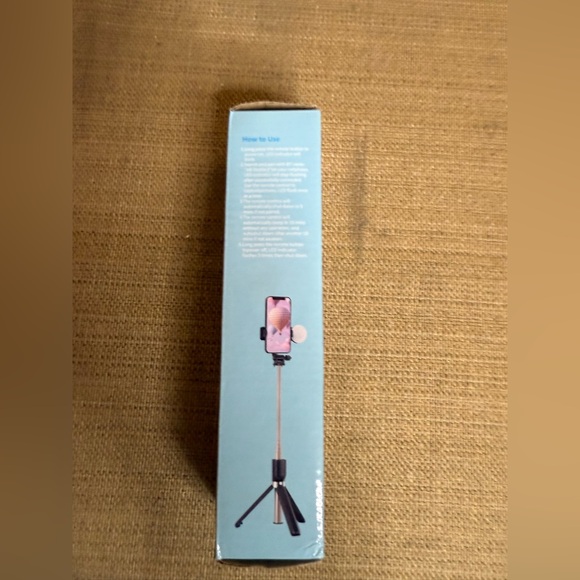 New***Black MT-T Selfie Stick - Picture 2 of 5